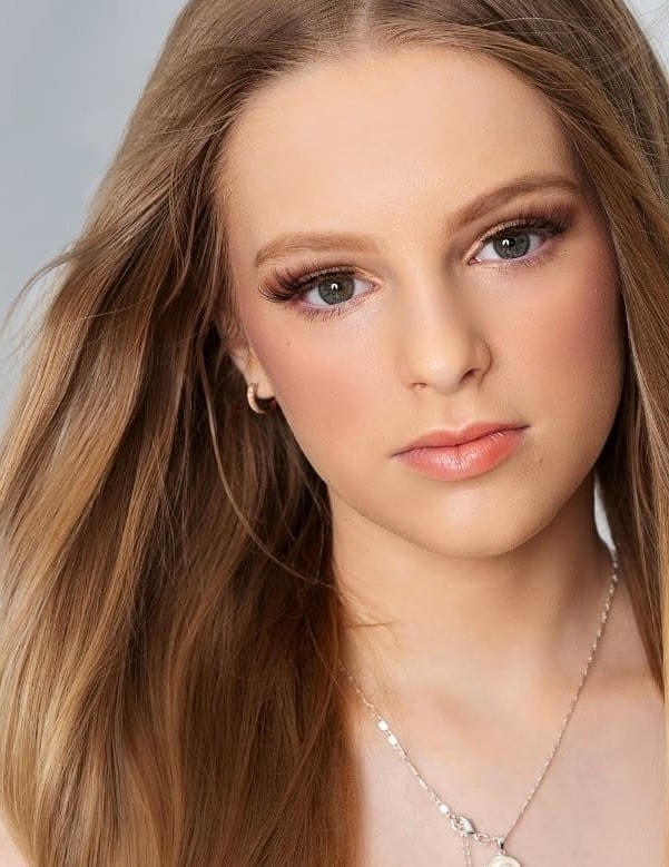 Haircuts & Styling at Veega Beauty Salon